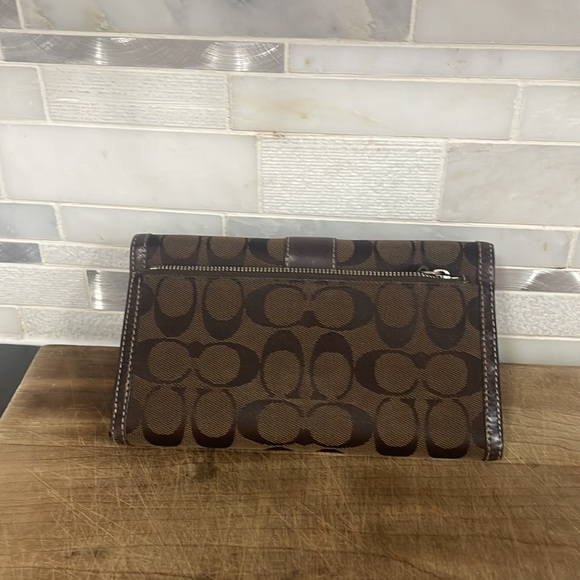 Coach wallet - Picture 2 of 3
